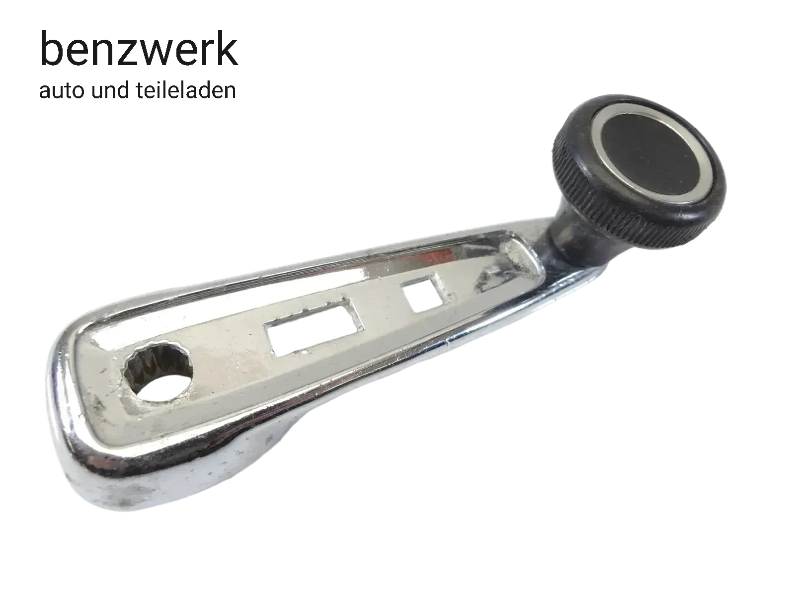 Mercedes W114 W115 R107 C107 W116 W123 W108 Fensterkurbel Chromring vorne ✔️ - Bild 1