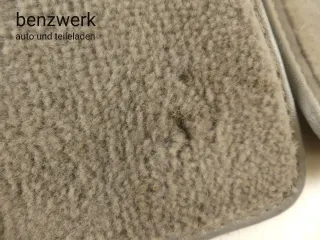 Mercedes W124 Teppich Velour grau vorne links rechts 1246801740 1246801840 ✔️ - Bild 3