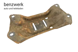 Mercedes W123 280E Motorträger hinten bei 4-Gang Schaltgetriebe 1232420701 - Bild 1