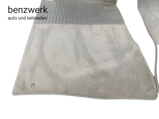 Mercedes W124 Teppich Velour grau vorne links rechts 1246801740 1246801840 ✔️ - Bild 2