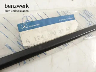 Mercedes W124 Zierleiste Heckklappe unten schwarz NEU NOS ORIGINAL 1246902762 - Bild 7