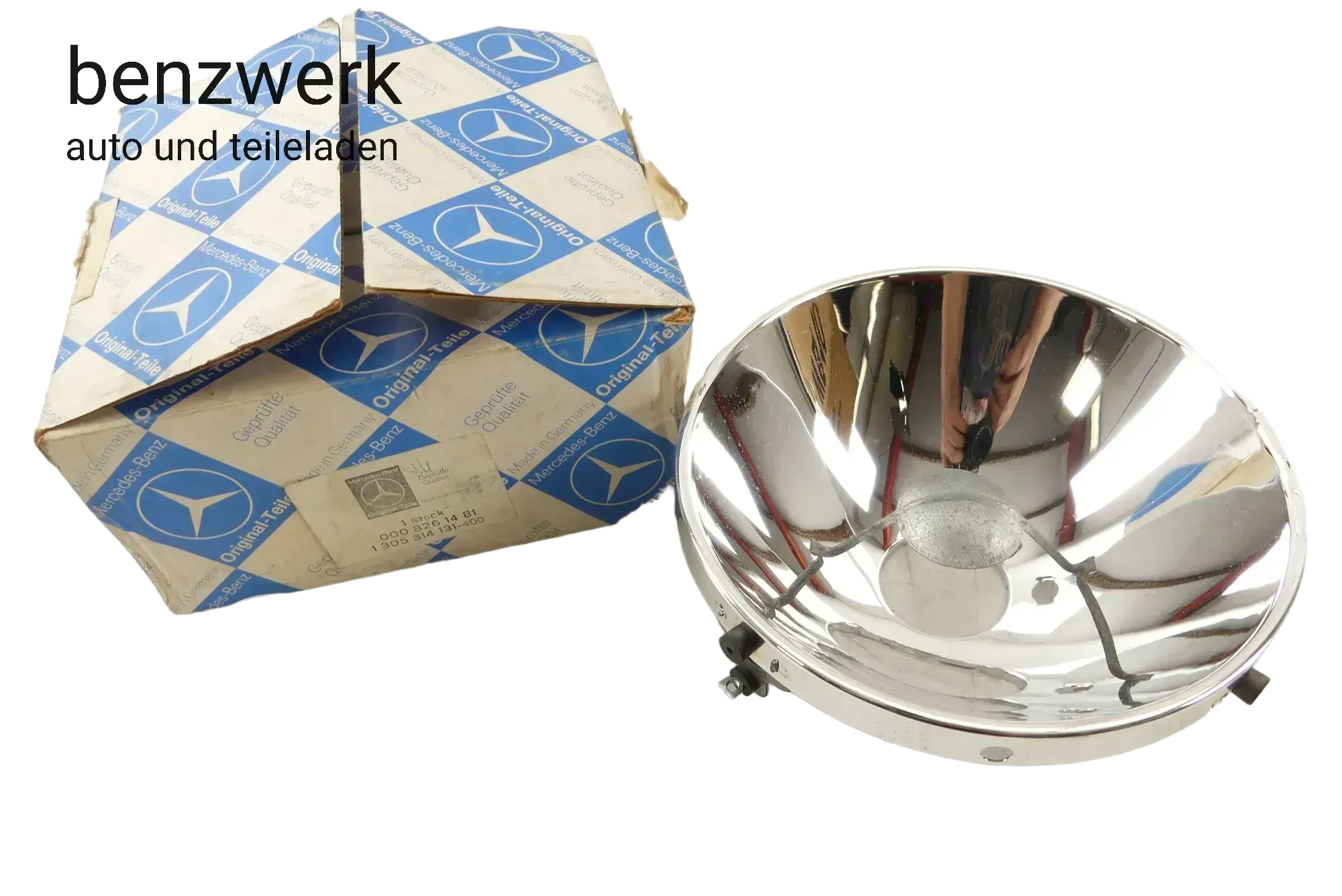 Mercedes W110 Reflektor Scheinwerfer BOSCH NEU ORIGINAL NOS 0008261481 - Bild 1