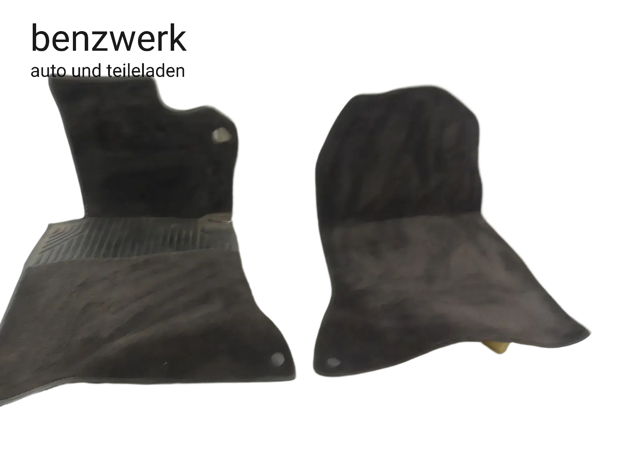 Mercedes W124 Teppich Velour schwarz vorne links rechts 1246804940 1246805040 ✔️ - Bild 1