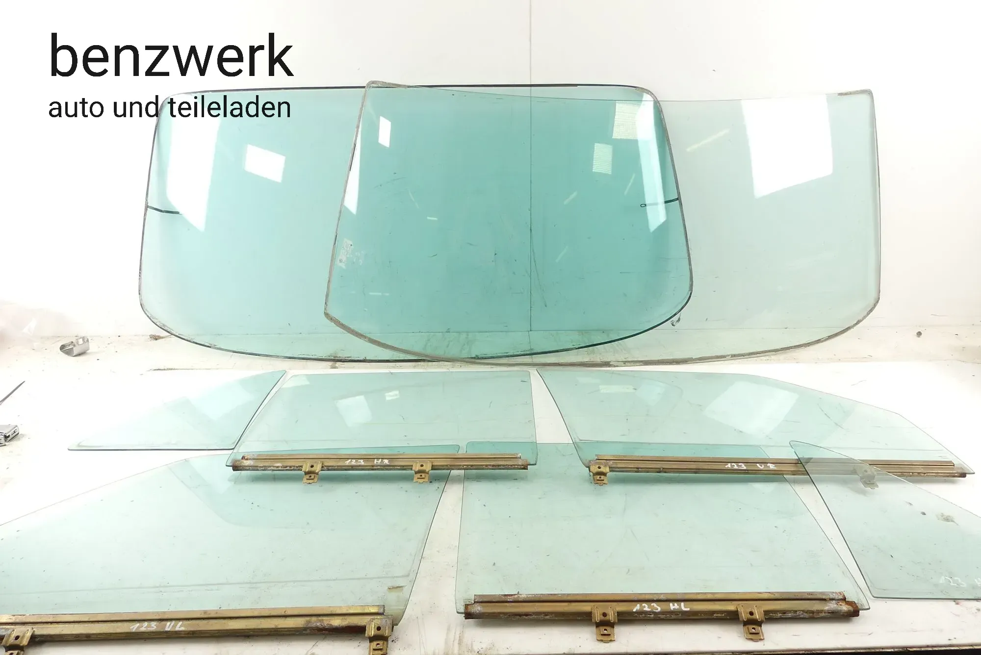 Mercedes W123 Limousine Colorverglasung komplett ✔️ - Bild 1