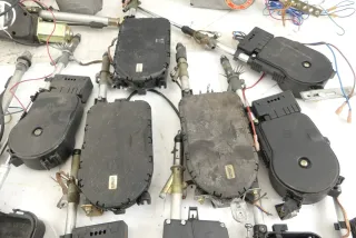 Konvolut 33x Hirschmann BOSCH Elektrische Antennen Mercedes HIT Auta 6000, etc - Bild 4