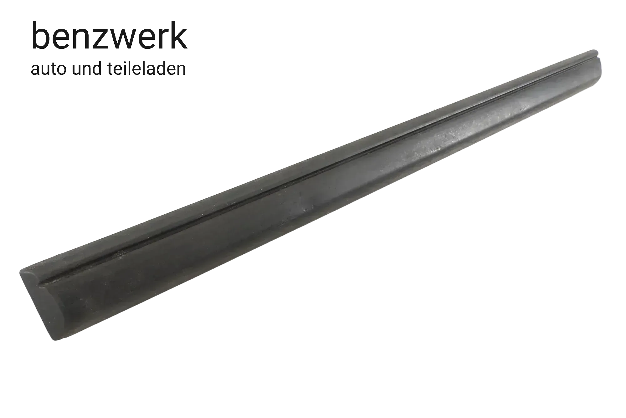Mercedes E-Klasse W124 Mopf0 -8/89 Zierleiste Tür hinten links mitte 1246901362 - Bild 1