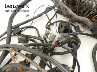 Mercedes W115 W114 Hauptkabelbaum Sicherungskasten 1155400007✔️ - Bild 3