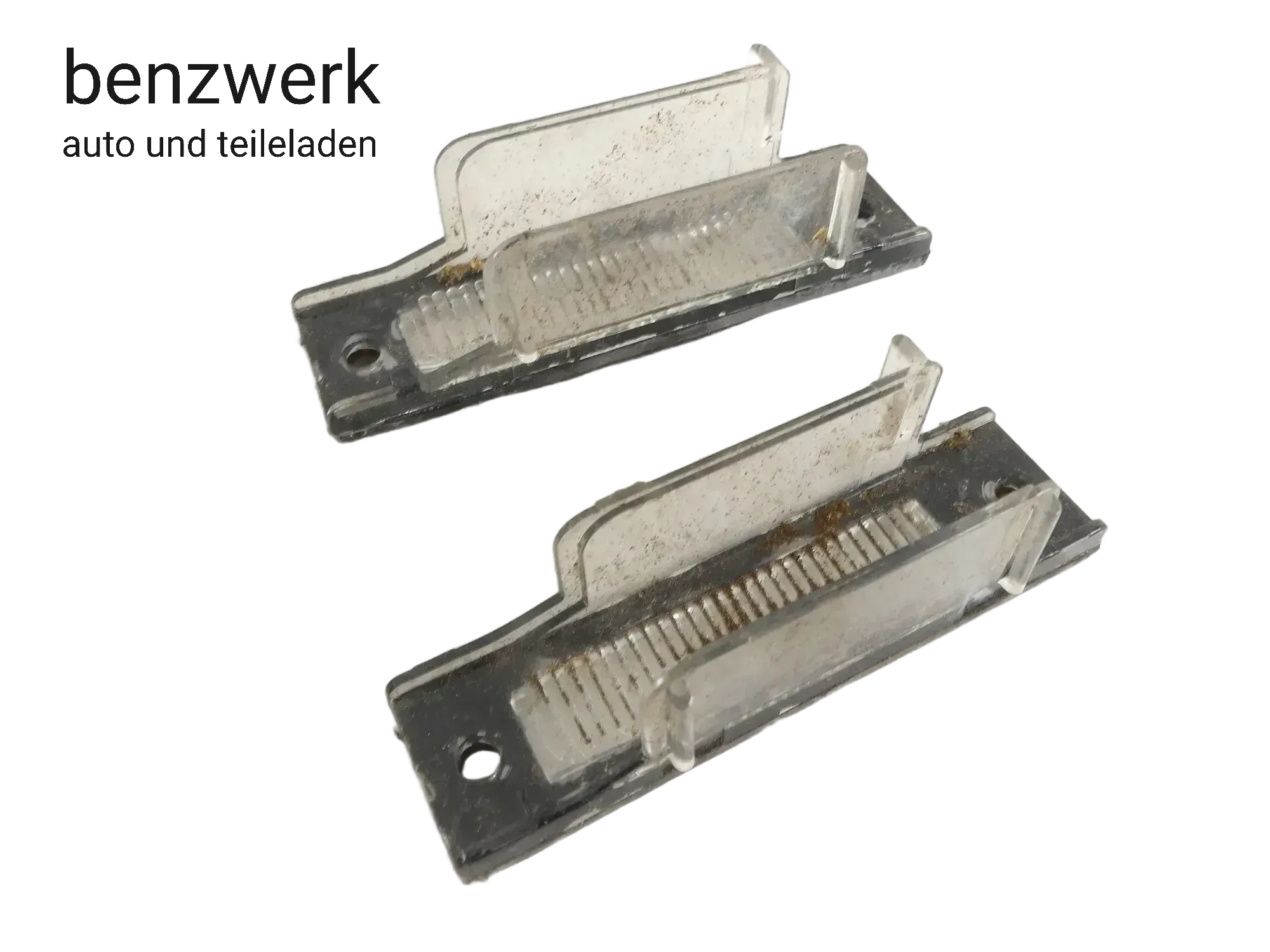 Mercedes W114 W115 /8 2x Kennzeichenleuchte Intakt ORIGINAL 0008260967 A2939  ✔️ - Bild 1