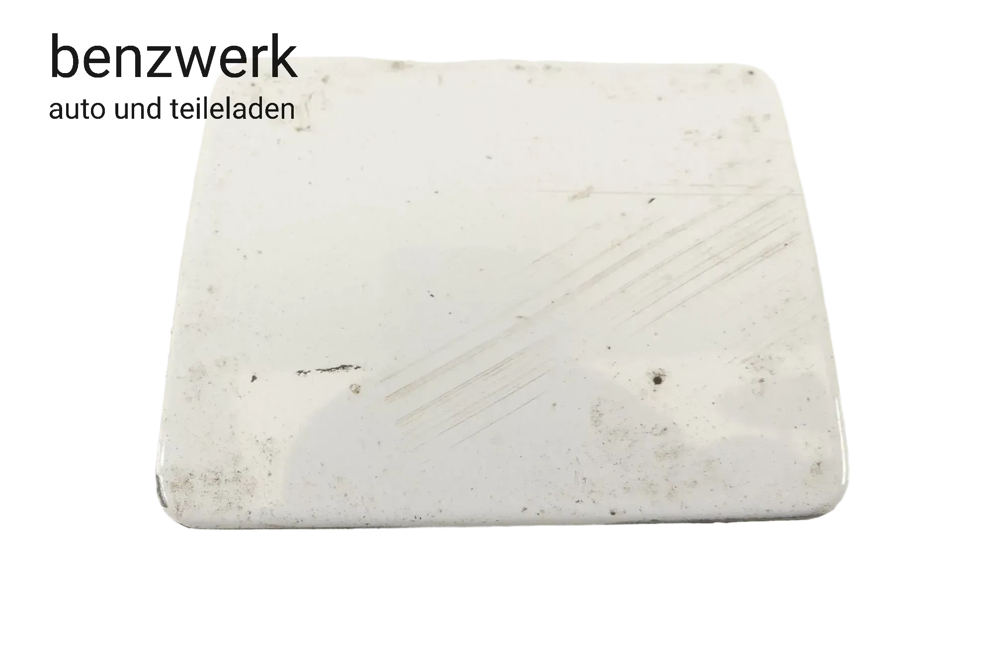 Mercedes W124 Abdeckung Schweller Wagenheberaufnahme weiß 1246980330 - Bild 1