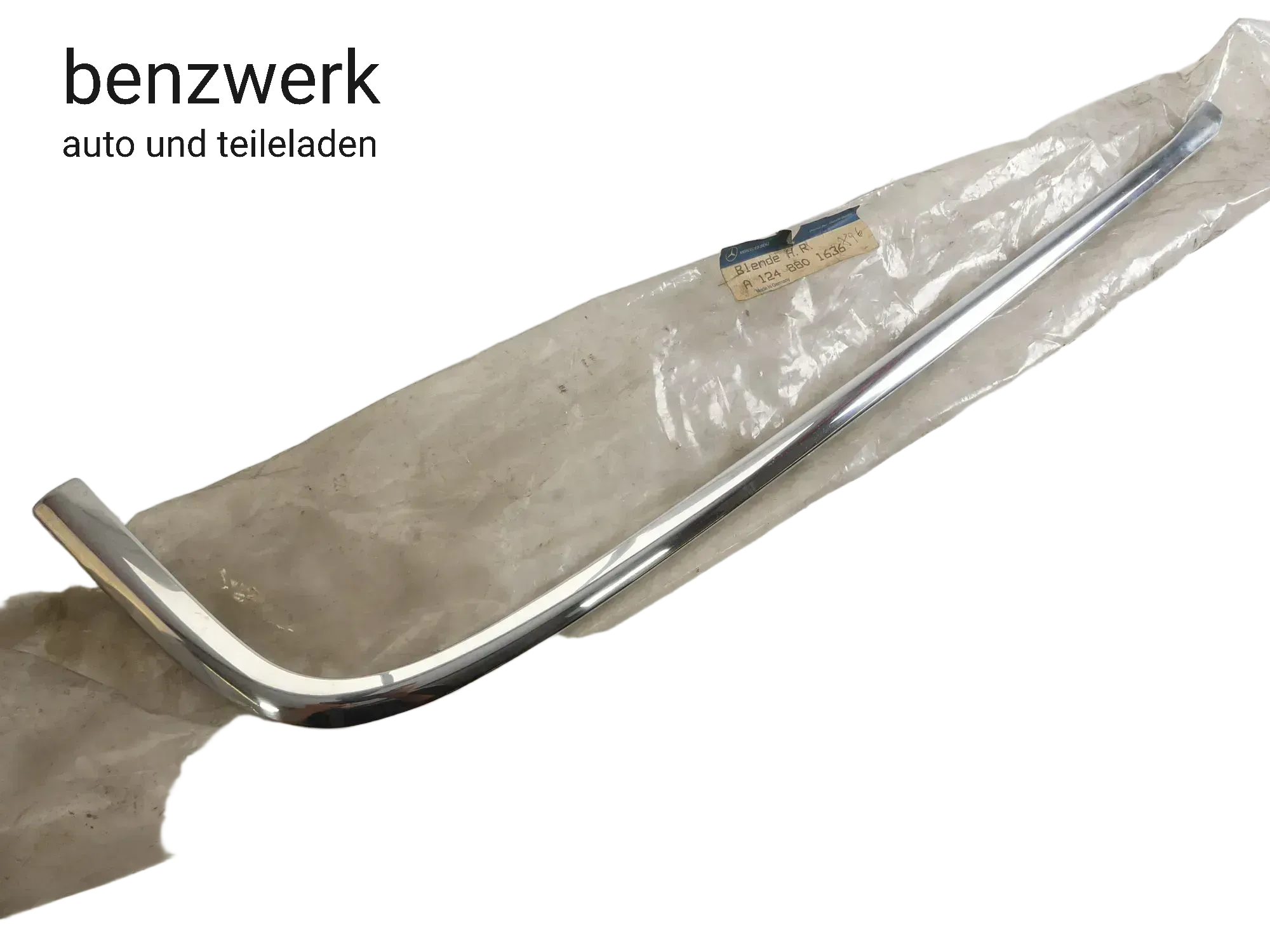Mercedes W124 Kombi S124 Chromblende Stoßstange hinten rechts NEU NOS 1248801636 - Bild 1
