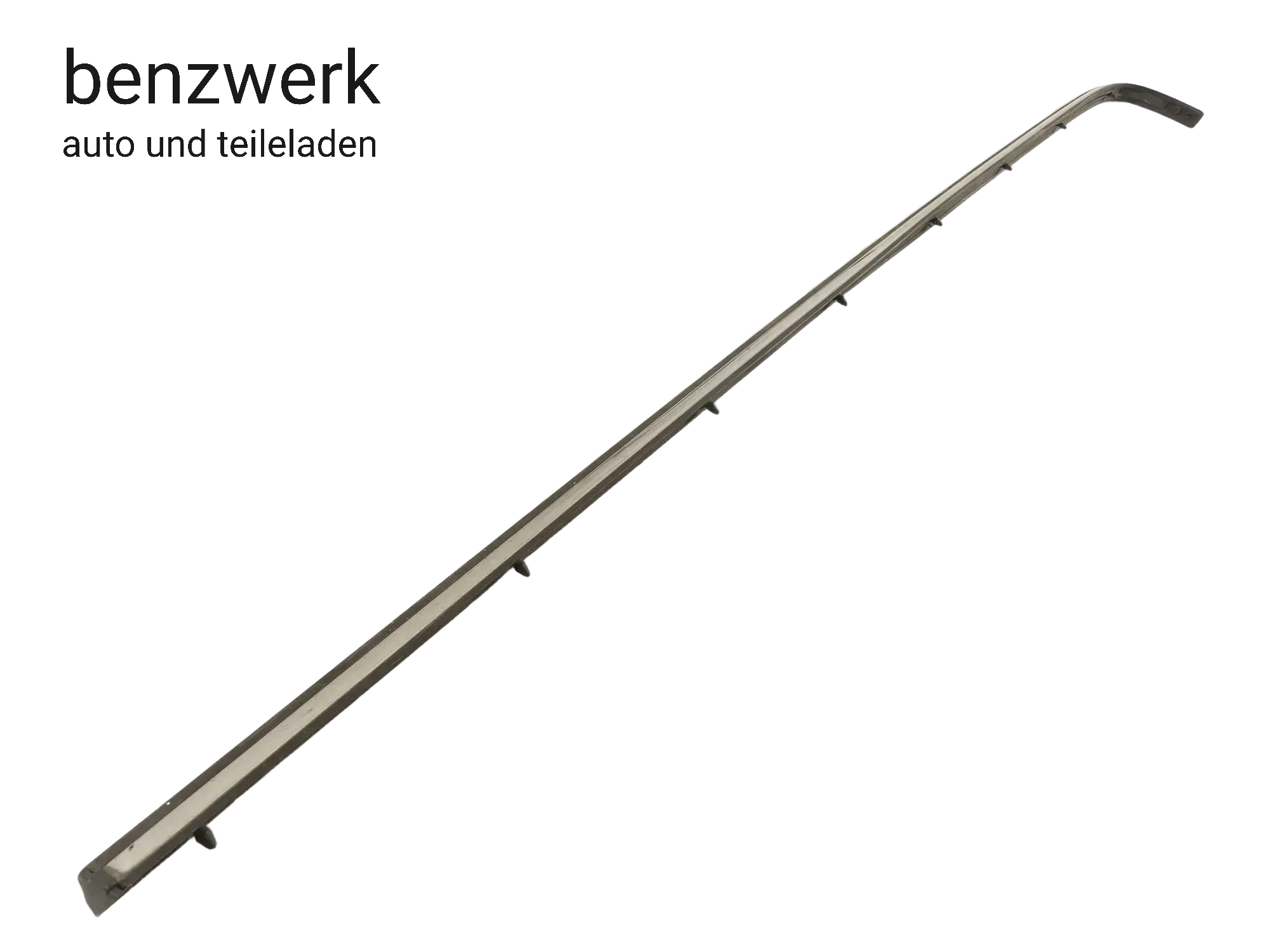 Mercedes W123 Limousine Zierleiste Seitenwand hinten rechts ORIGINAL 1236901080 - Bild 1