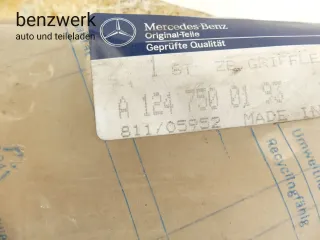 Mercedes W124 C124 Griffleiste Heckklappe NEU NOS ORIGINAL 1247500193 ✔️ - Bild 8