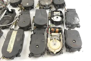 Konvolut 33x Hirschmann BOSCH Elektrische Antennen Mercedes HIT Auta 6000, etc - Bild 2