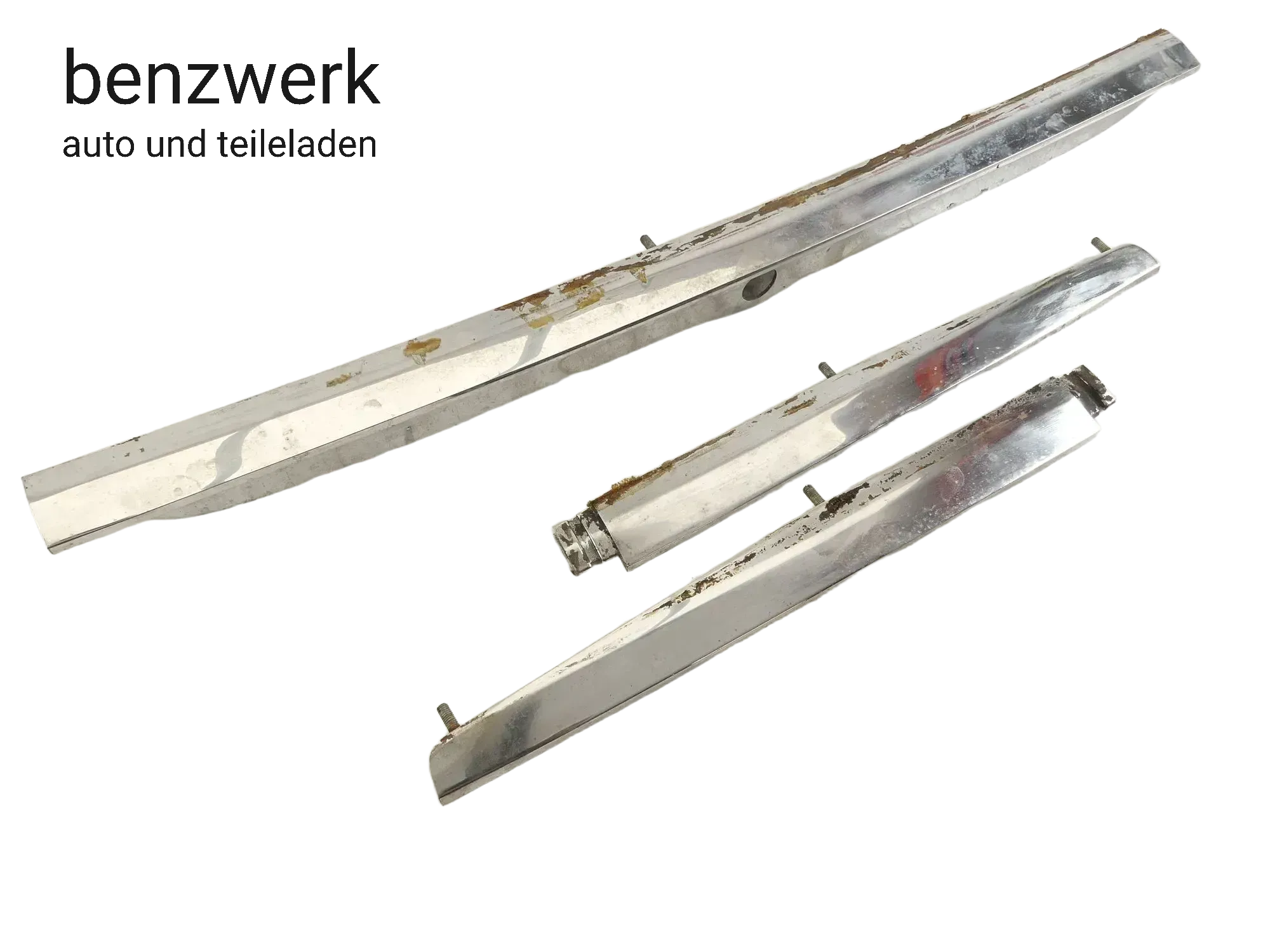 Mercedes SL SLC R107 C107 Chromleiste Heck Griffleiste 3-tlg 1076901580 ✔️ - Bild 1