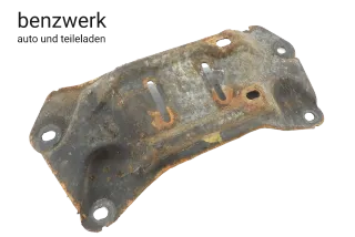 Mercedes W123 280E Motorträger hinten bei 4-Gang Schaltgetriebe 1232420701 - Bild 2