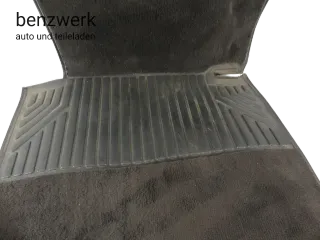 Mercedes W124 Teppich Velour schwarz vorne links rechts 1246804940 1246805040 ✔️ - Bild 4