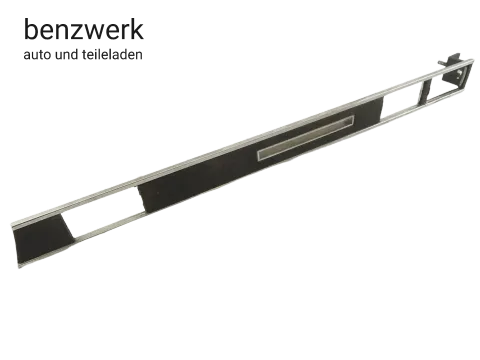 Mercedes R107 SL C107 SLC Dekor Blende Armaturenbrett Mitte 1076800171